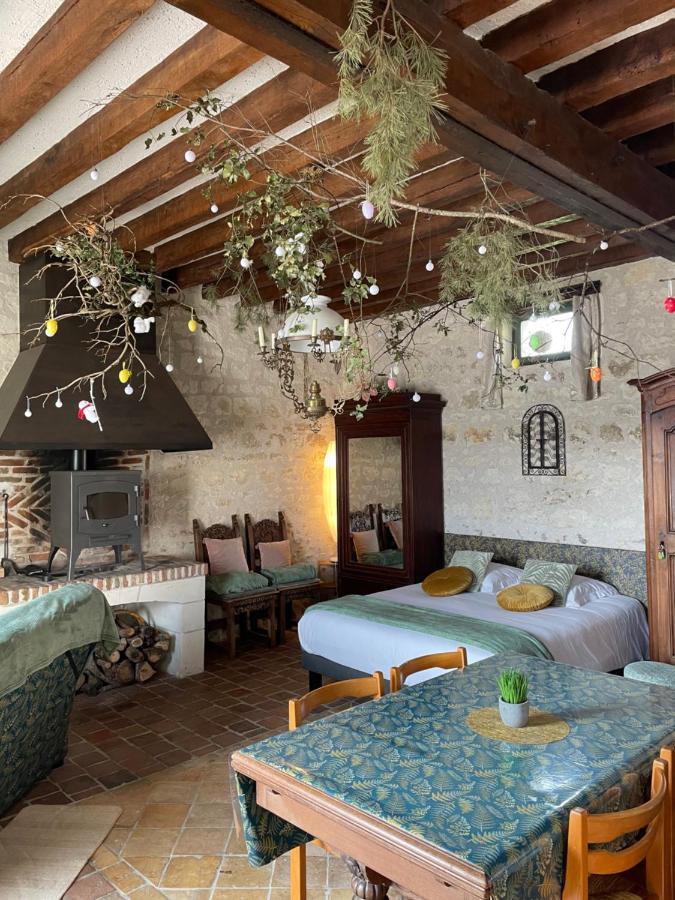 Le Relais, La Dormance, Le Bois Dormant Hotell Châteauvieux Exteriör bild