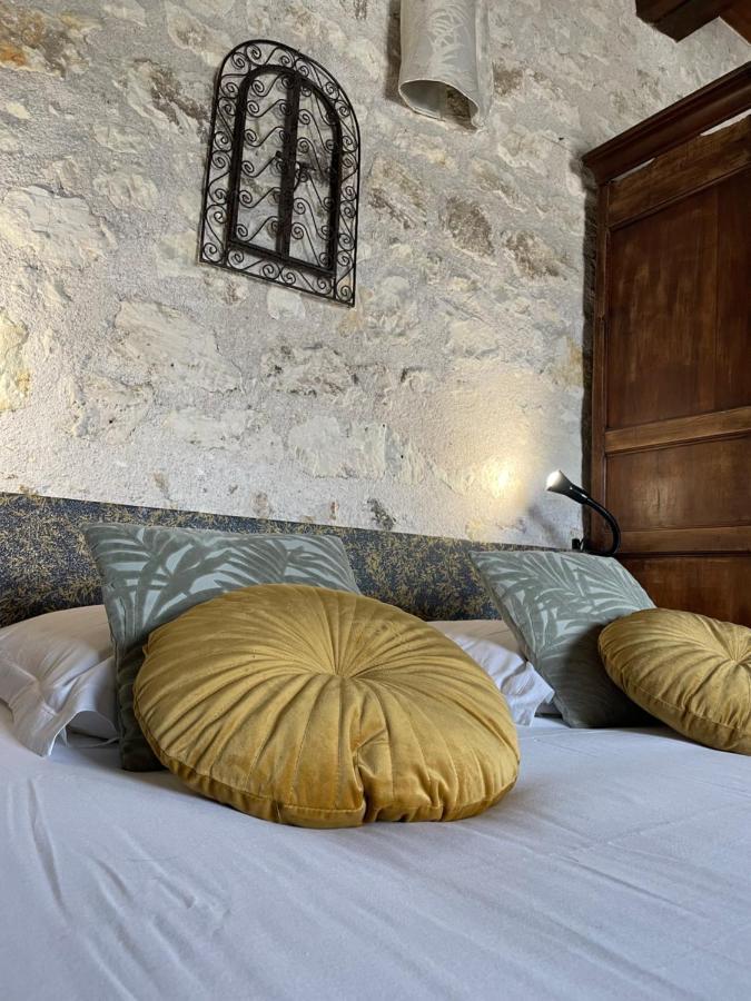 Le Relais, La Dormance, Le Bois Dormant Hotell Châteauvieux Exteriör bild