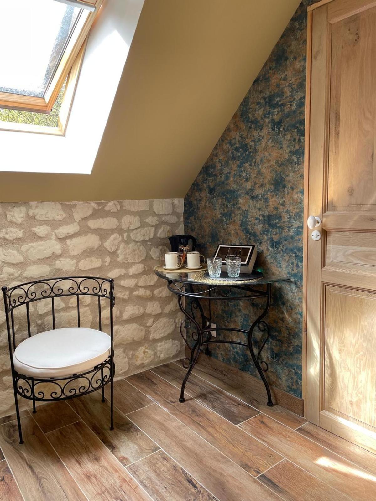 Le Relais, La Dormance, Le Bois Dormant Hotell Châteauvieux Exteriör bild