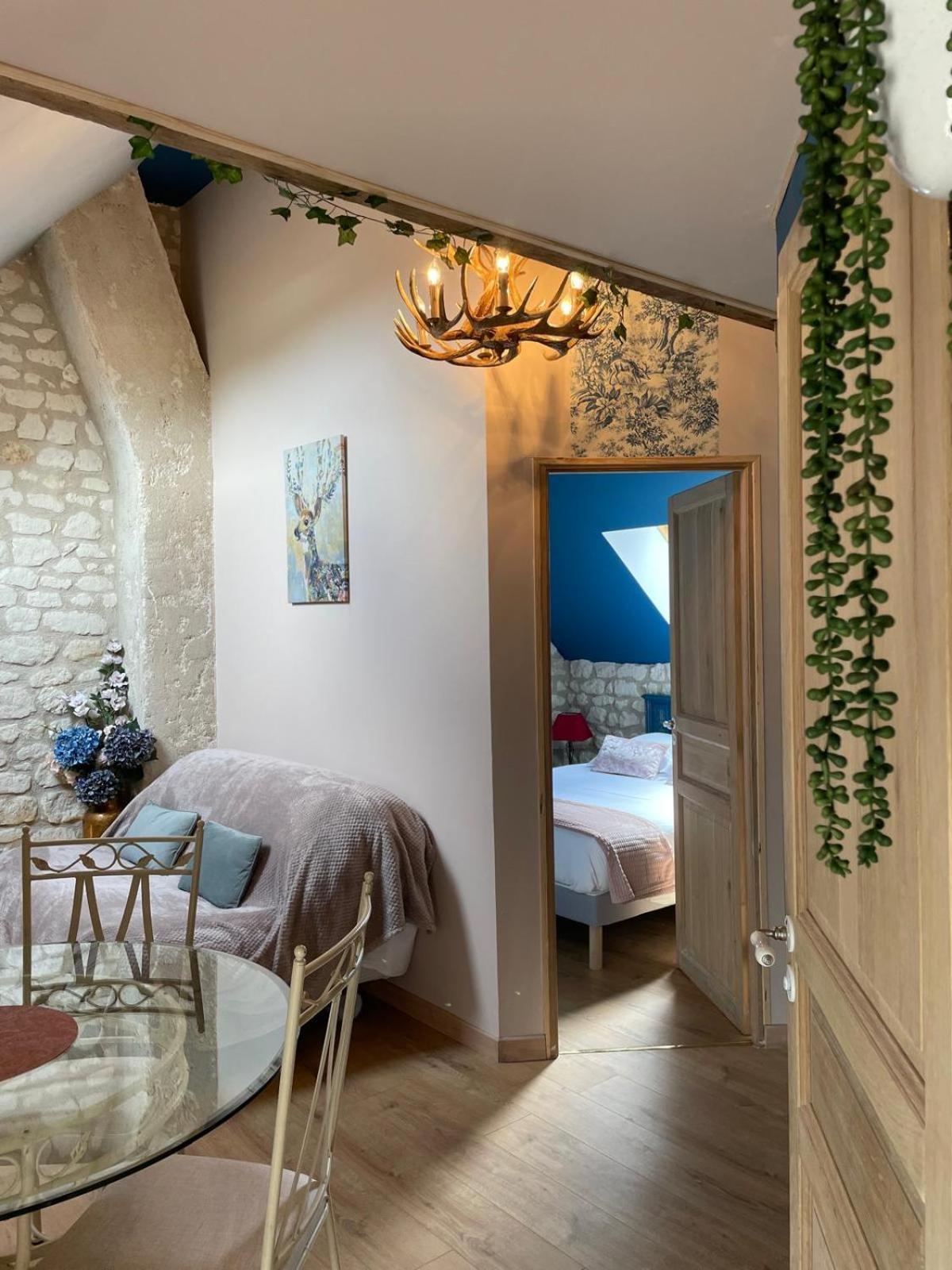 Le Relais, La Dormance, Le Bois Dormant Hotell Châteauvieux Exteriör bild
